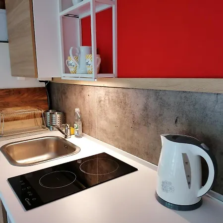 Adventure House 3*