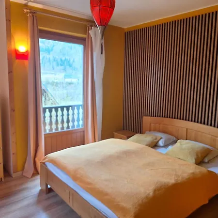 Gasthuis Adventure House 3*