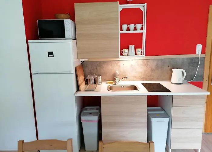 Gasthuis Adventure House 3*